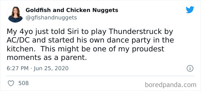 Alexa-Siri-Funny-Parenting-Tweets