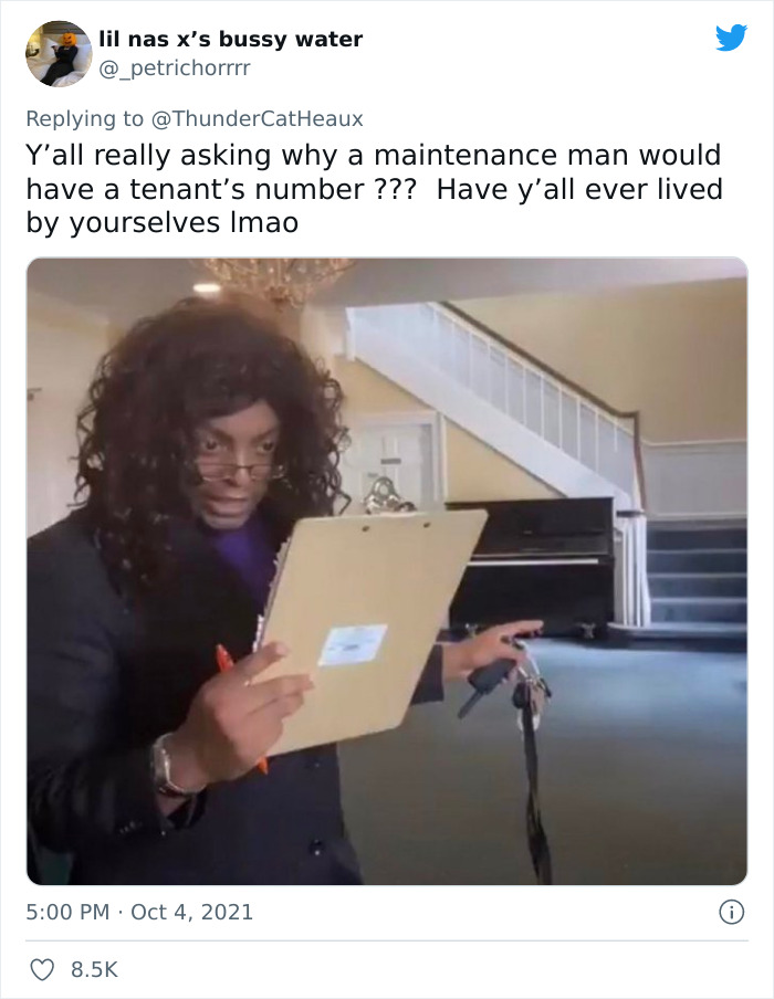 "I Miss You": Maintenance Man Tries To Break Into Woman's Apartment, And Their Text Exchange Is Truly Terrifying "I Miss You": Maintenance Man Tries To Break Into Woman's Apartment, And Their Text Exchange Is Truly Terrifying