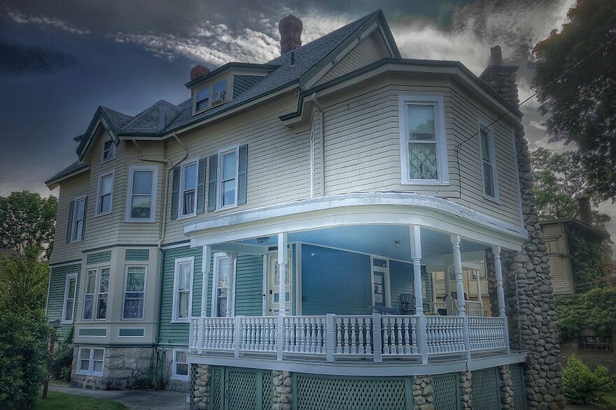 Inside Lizzie Borden&rsquo;s Maplecroft Home
