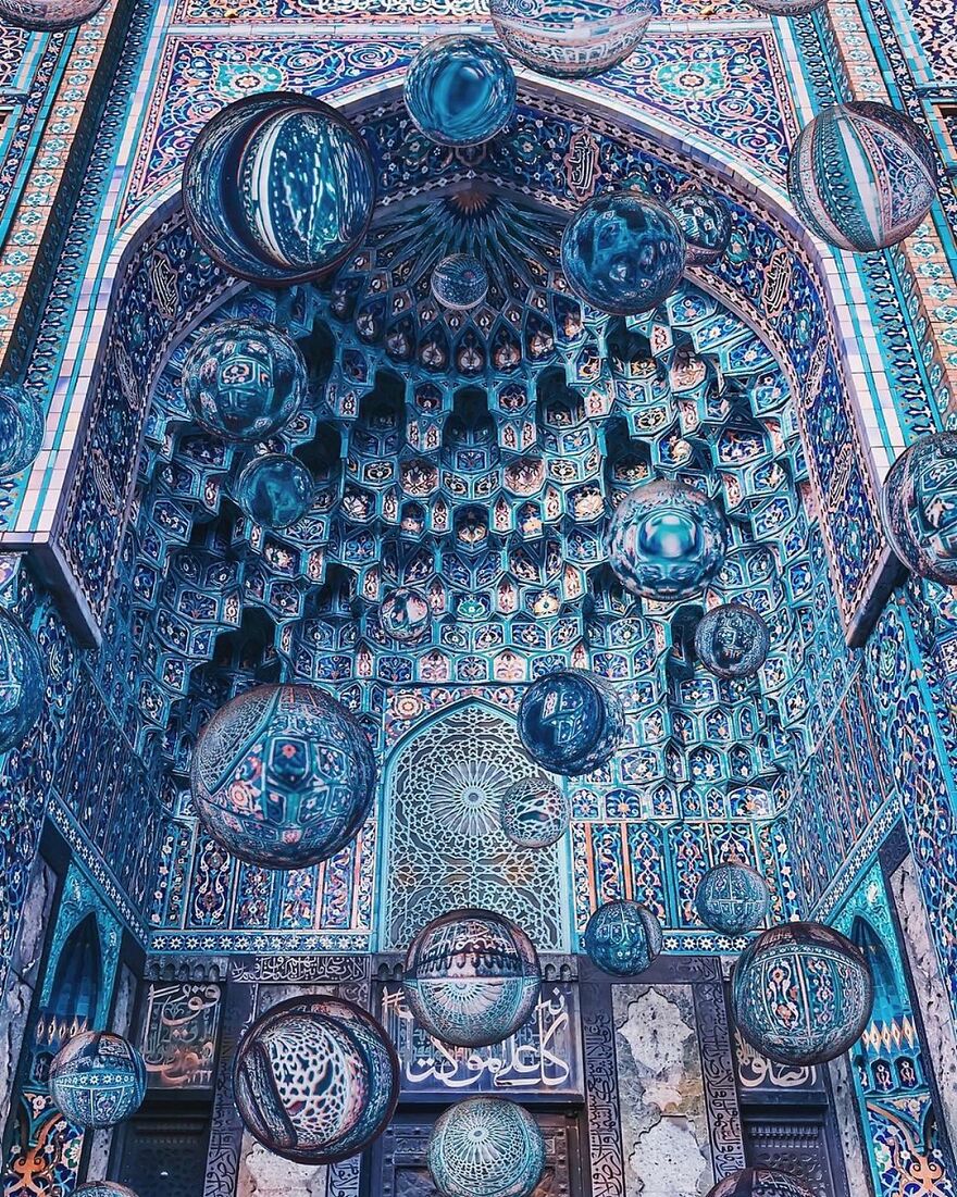 I Find Inspiration For My Pics In Balloons, Lanterns, And Bubbles