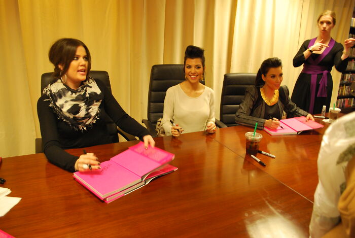 "¿Cuál es esa cosa desagradable que parece gustarle a todo el mundo menos a ti?" (25 respuestas)