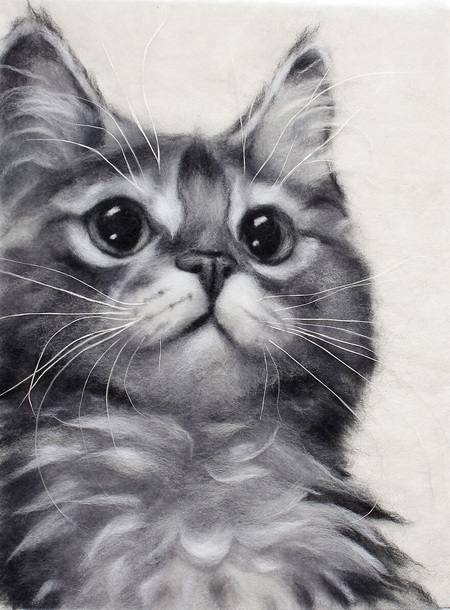 In My Hands The Wool Comes To Life!