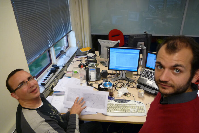 "¿Cuál es esa cosa desagradable que parece gustarle a todo el mundo menos a ti?" (25 respuestas)