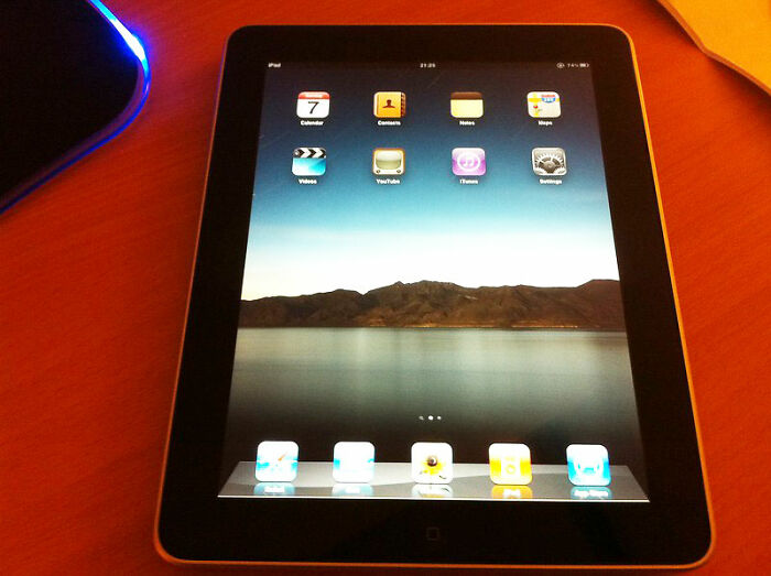 30 Times When IT Workers Couldn’t Resist Face-Palming At The Requests They Got, As Shared In This Online Group