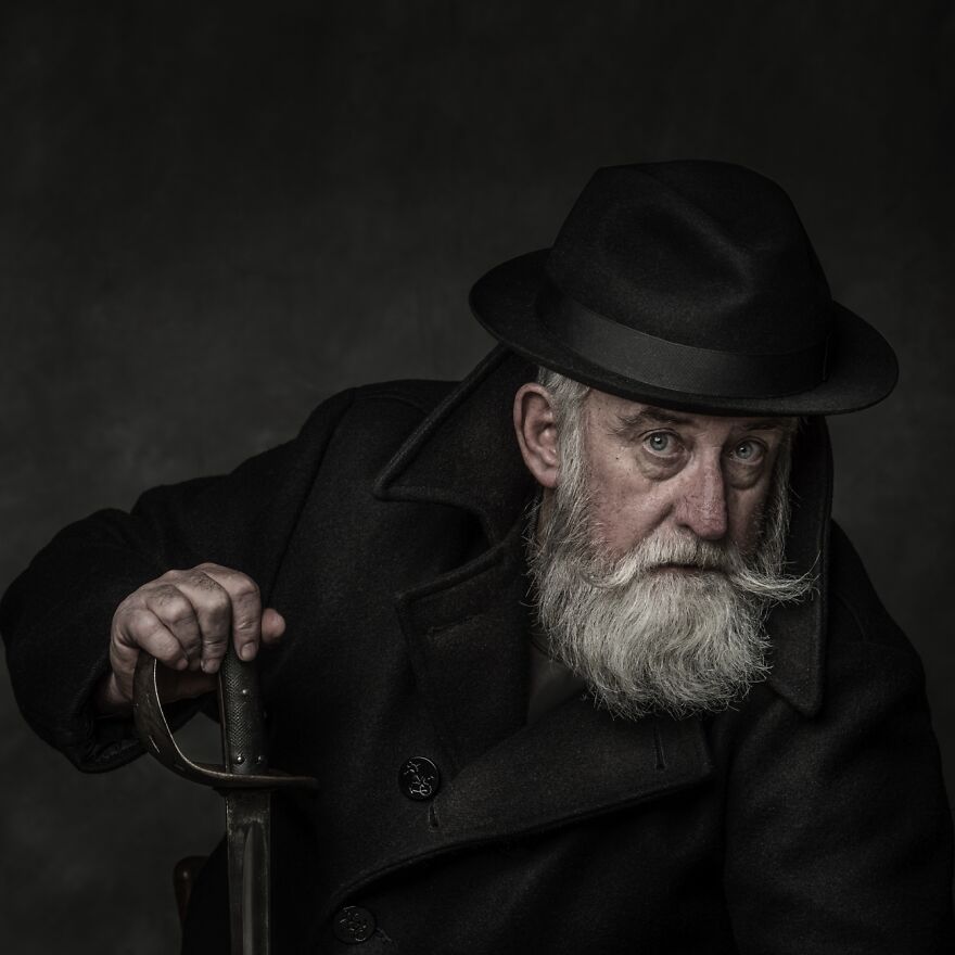 An Honourable Life, Fascinating Faces And Characters