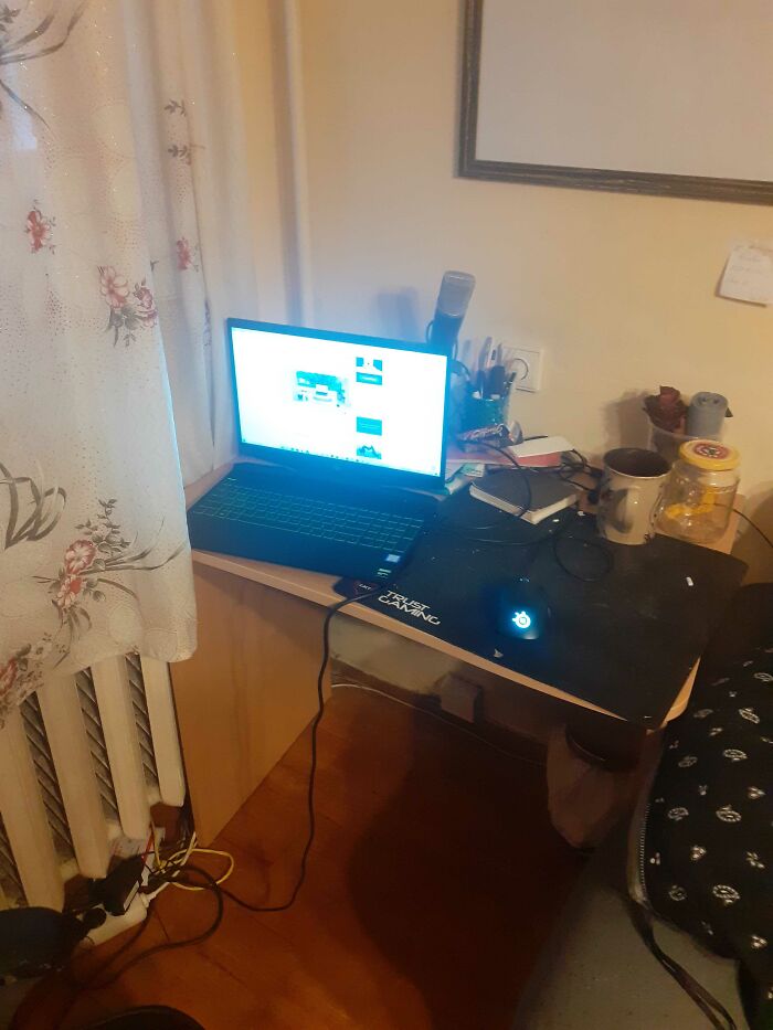 My Modest And Trashy Corner