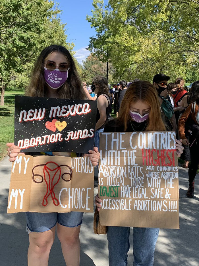 Abortion-Law-Signs-Demonstrations
