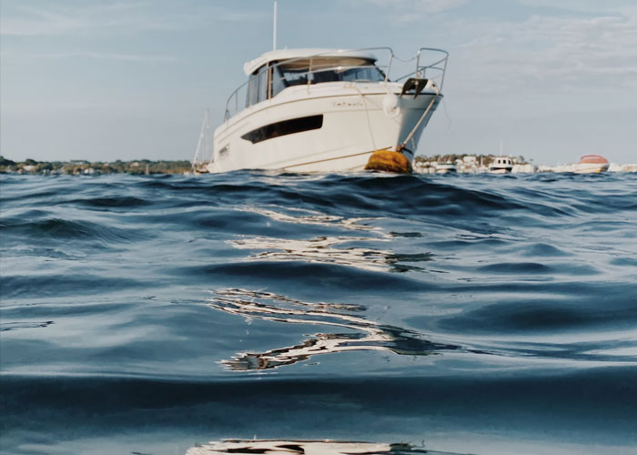 30 Things That Super Rich People Actually Spend Their Money On, As Shared By People Who've Worked For Them