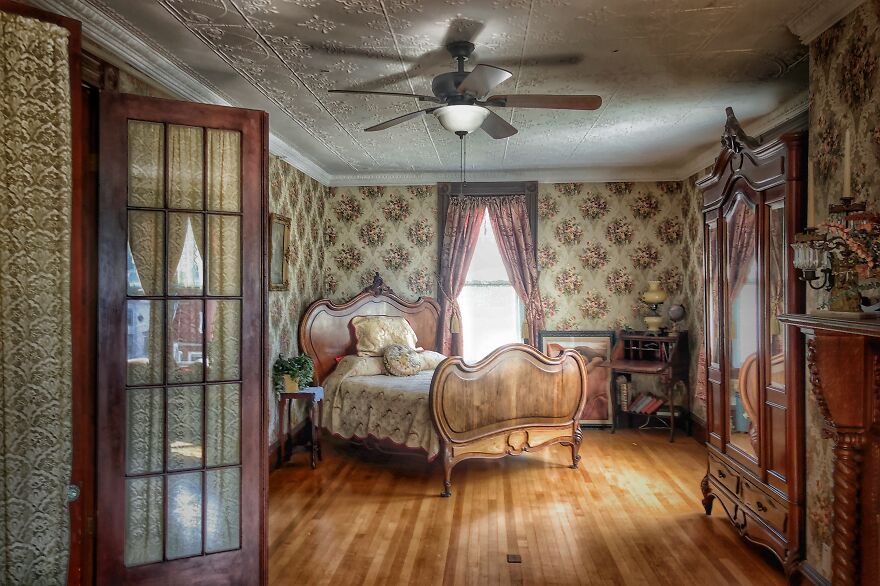 Inside Lizzie Borden&rsquo;s Maplecroft Home
