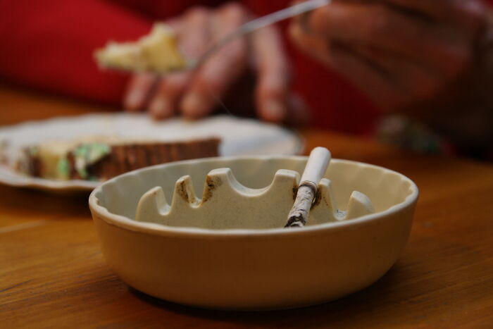 "¿Cuál es esa cosa desagradable que parece gustarle a todo el mundo menos a ti?" (25 respuestas)