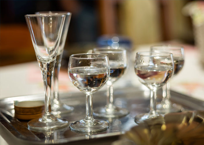 30 Things That Super Rich People Actually Spend Their Money On, As Shared By People Who've Worked For Them