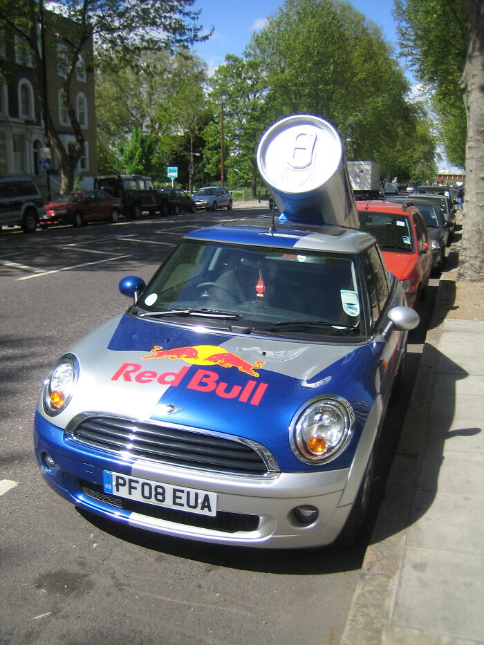 A Member Of This Online Group Asked "Without Mentioning Your Country’s Name, Which Brand Identifies Where You’re From?", And Here Are 30 Of The Most Interesting Answers