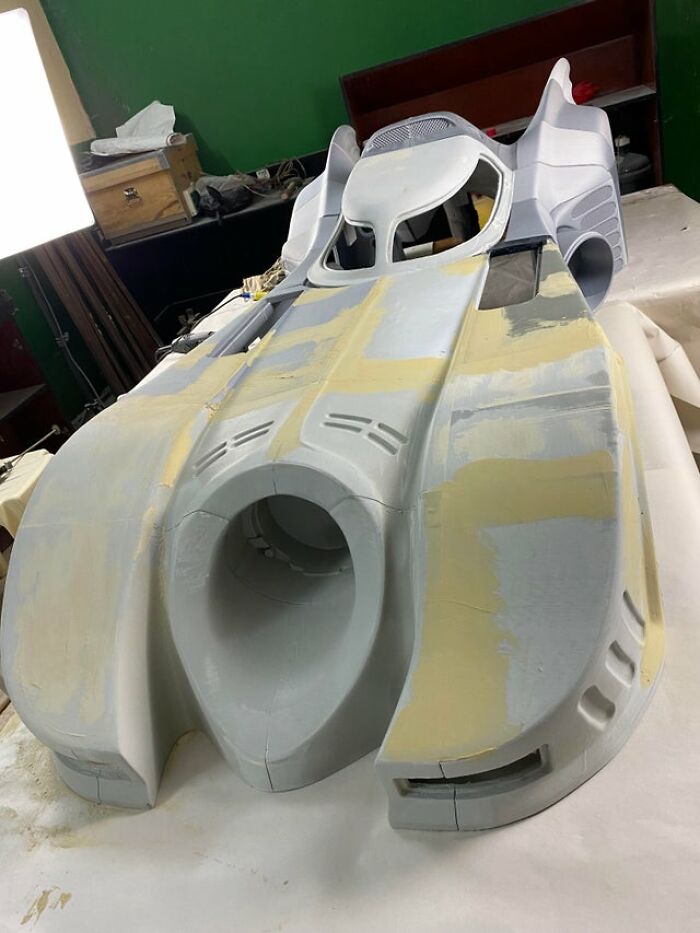 Creé el batimóvil de 1989 a escala 1:3 para mi hijo de 4 años de edad