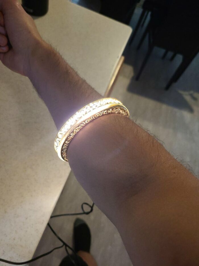 Estoy imprimiendo los 10 anillos de Shang Chi con mi Elegoo Mars Pro