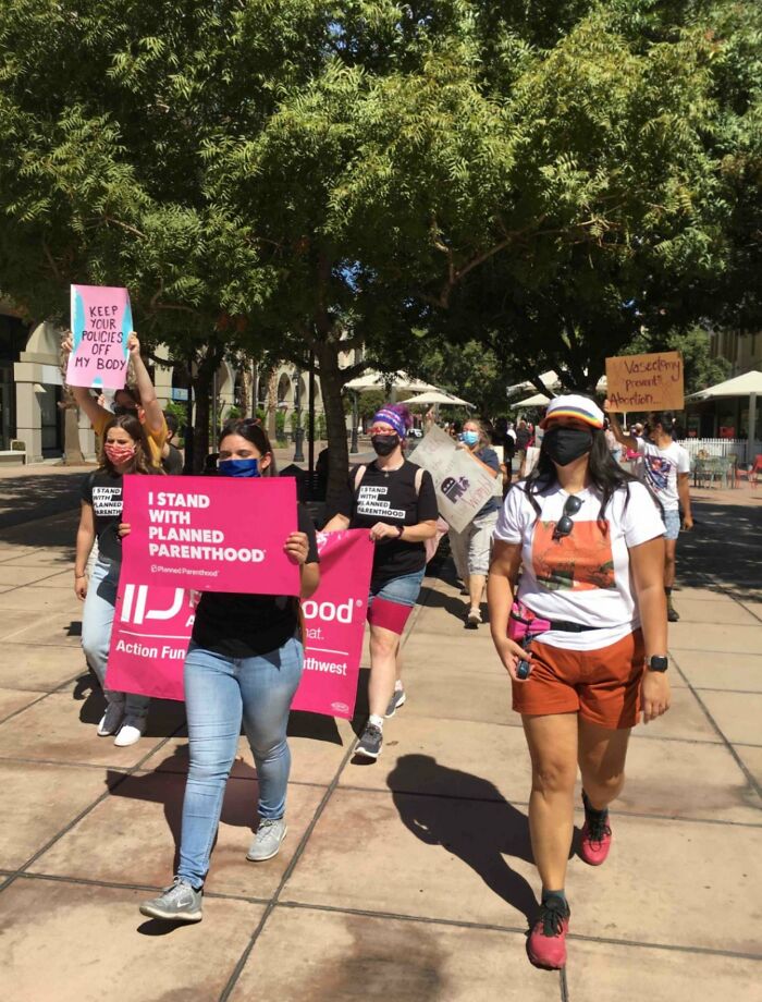 Abortion-Law-Signs-Demonstrations