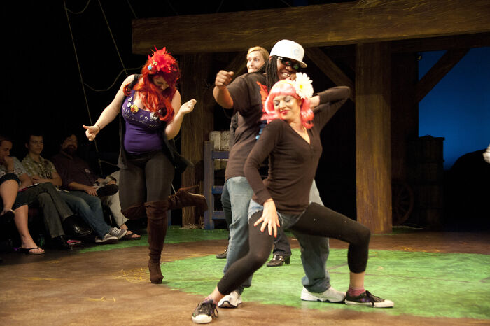 "¿Cuál es esa cosa desagradable que parece gustarle a todo el mundo menos a ti?" (25 respuestas)