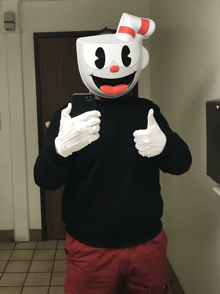 My Last Minute Cuphead Costume