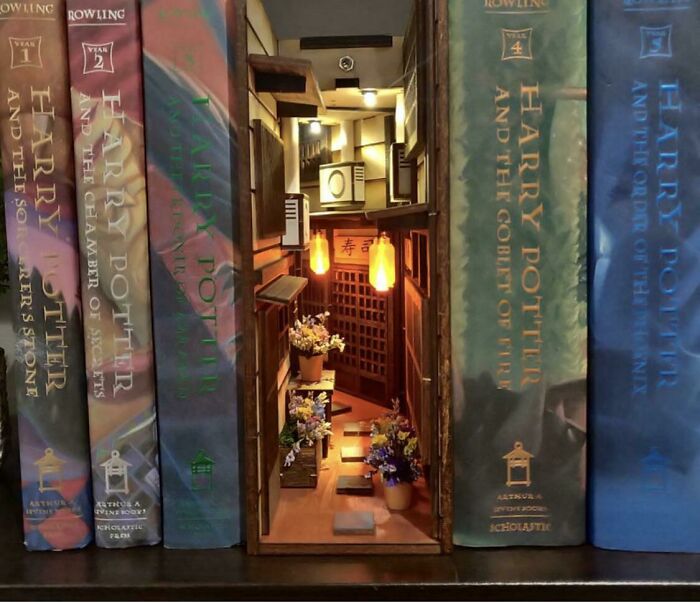 Un callejón entre libros