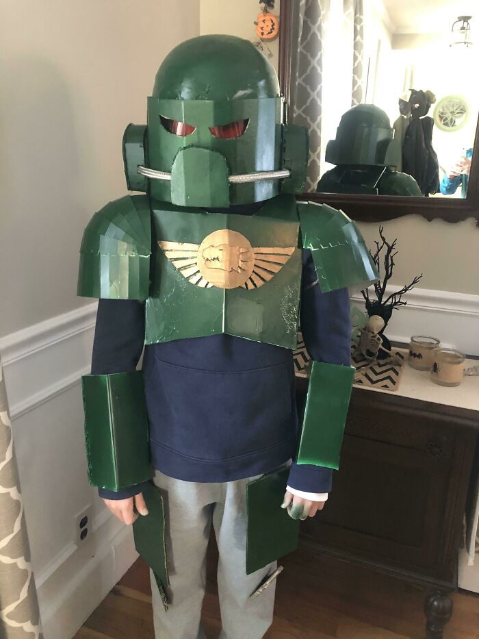 My Halloween Costume Made In 3 Days - Salamander Space Marine