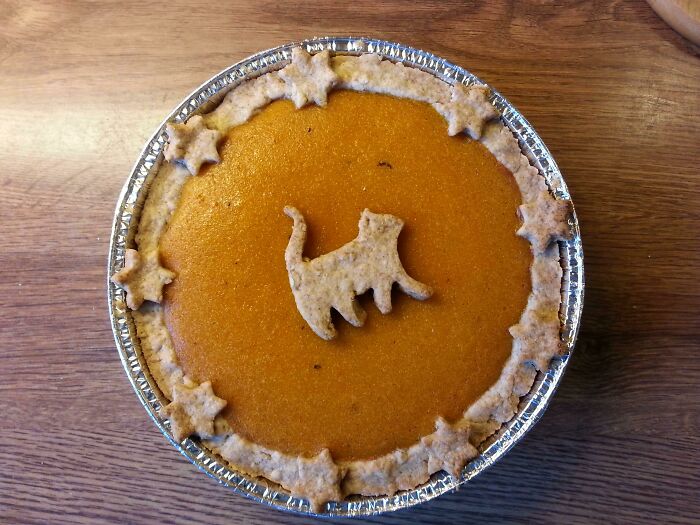 Halloween Pumpkin Pie