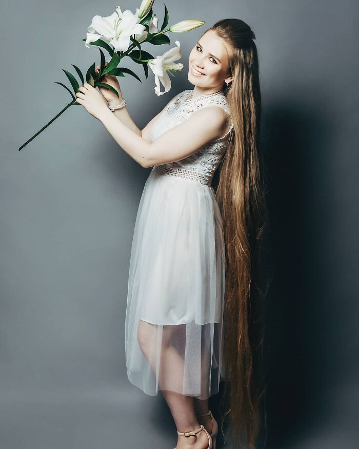 Disney&rsquo;s Tangled In Real Life: Woman Shows What Happens When You Don&rsquo;t Cut Your Hair For 23 Years