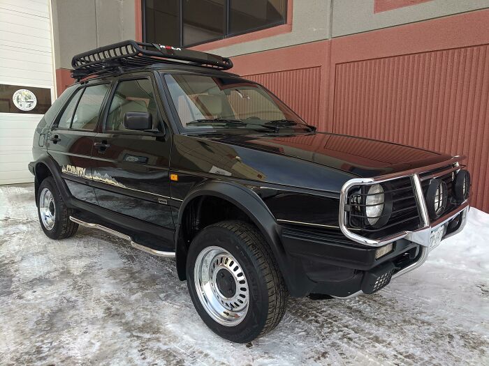 Volkswagen Golf Country