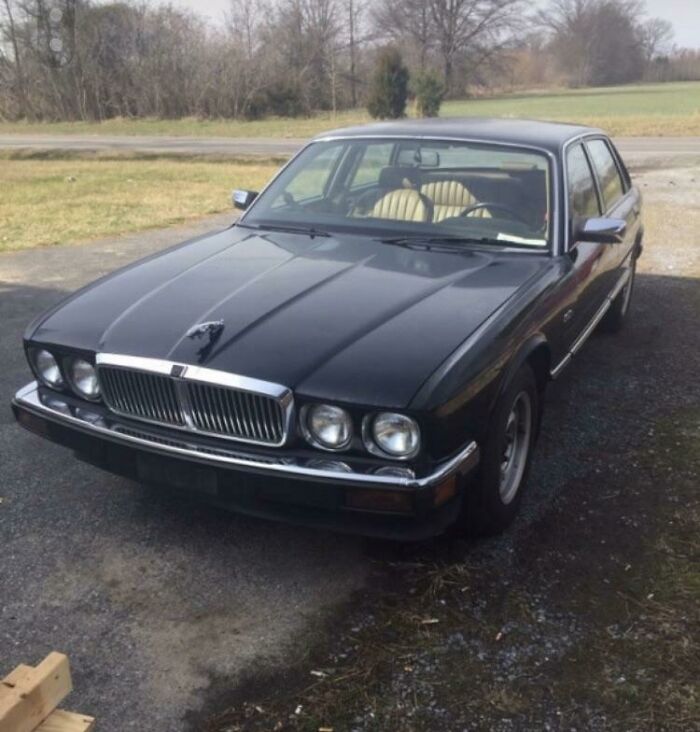 Jaguar XJ6