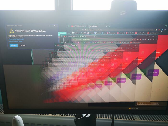 Cyberpunk 2077 Crashed And My PC. Didn't Like It (Completely Frozen)