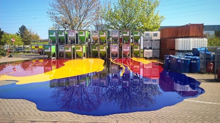 5000 Litres Of Spilled Ink