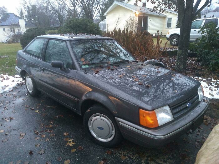 Ford Escort Hatchback