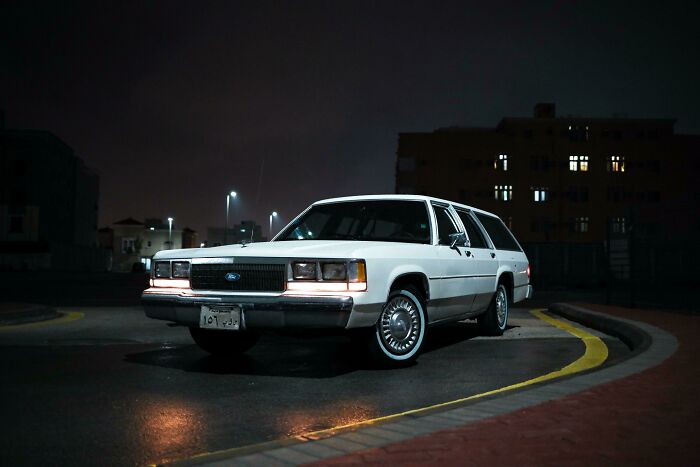 1990 Ltd Crown Victoria Station Wagon