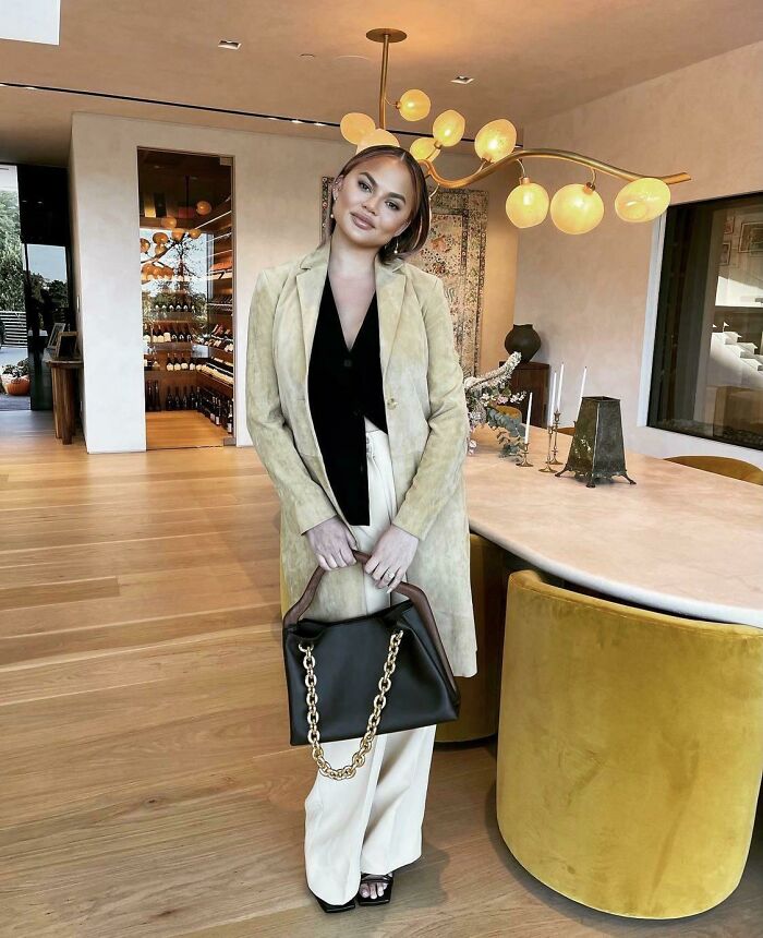 This Color Match Is…not It. Someone Did Her Dirty