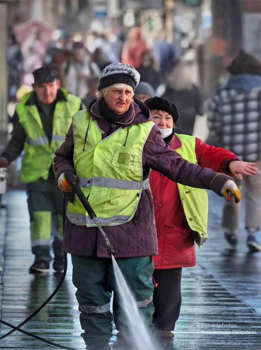 Photographer Shows A Russia Different From Postcards (New Pics)
