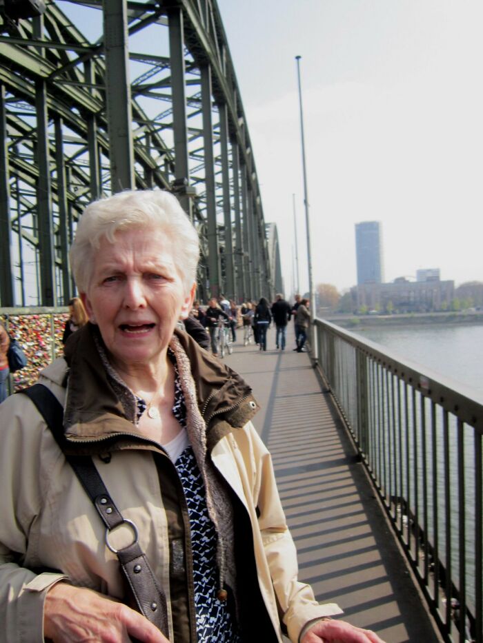 "It Gets Better": 30 Lies People In This Online Group Convinced Themselves To Believe In To Feel Better About Life