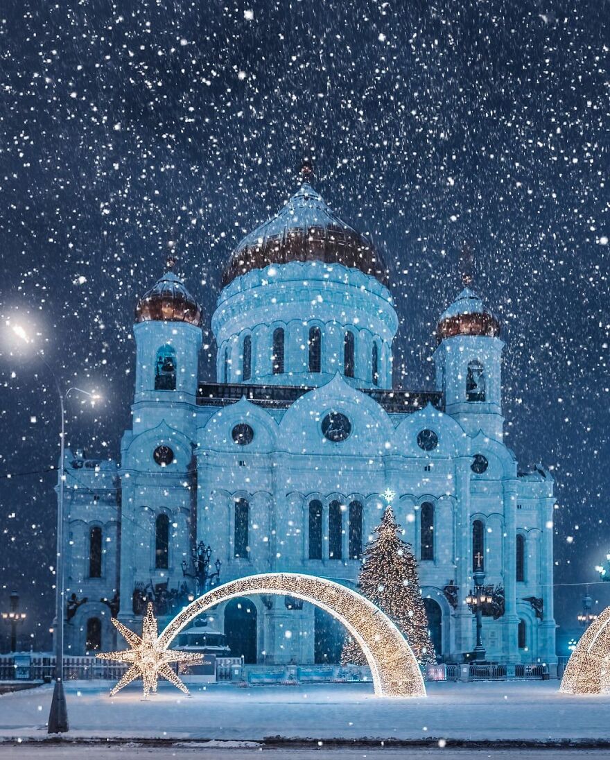 Moscow Looks Like A Fairytale During Winter And I Captured It's Beauty In 28 Photos