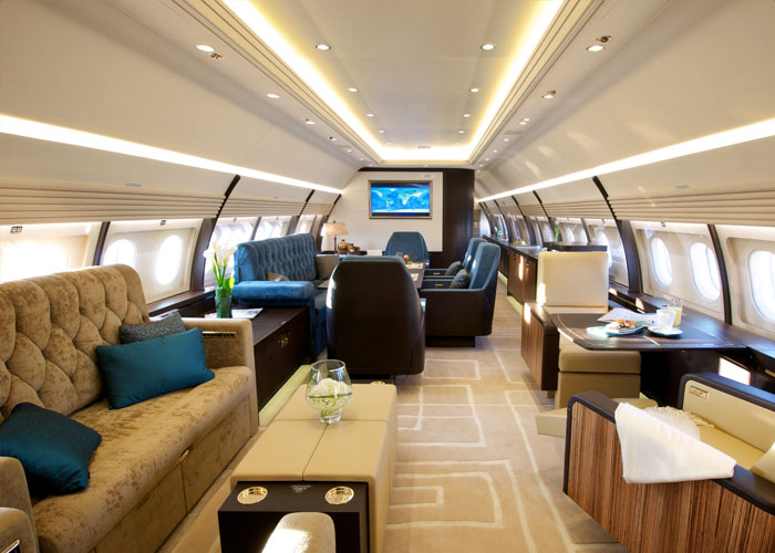 30 Things That Super Rich People Actually Spend Their Money On, As Shared By People Who've Worked For Them