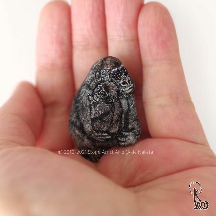 Akie Nakata, Japanese Artist Turns Stones Into Art And The Result Is Amazing (New Pics)