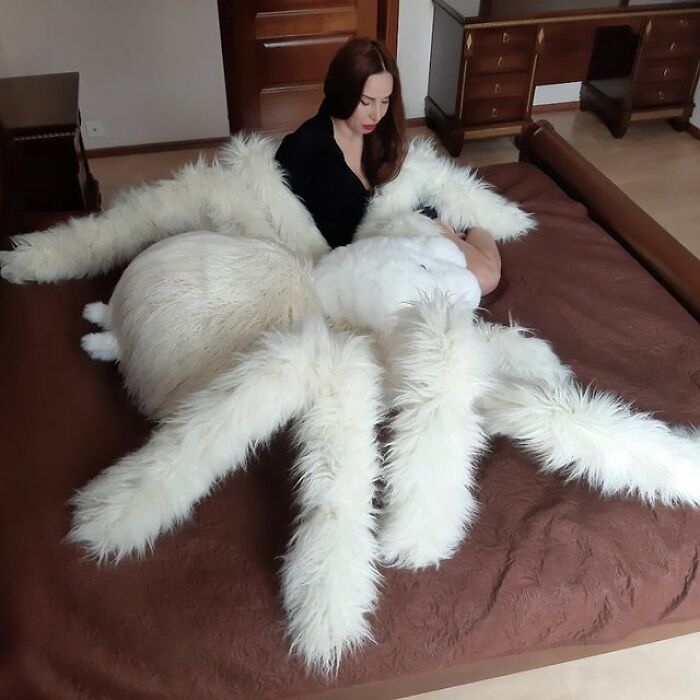 Housewarming Gift Idea: A Giant Spider Pillow From This Online Shop Housewarming Gift Idea: A Giant Spider Pillow From This Online Shop
