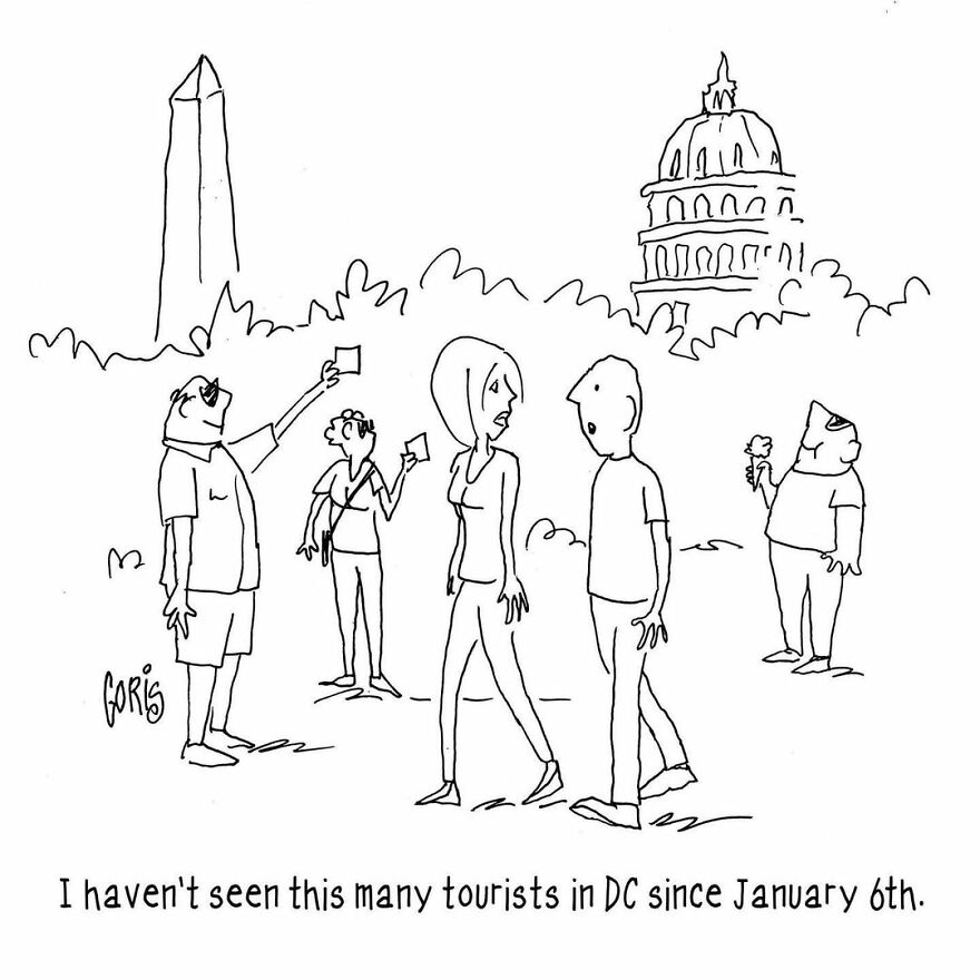 Artist Makes Random Comics About The Things That Happen Around Him