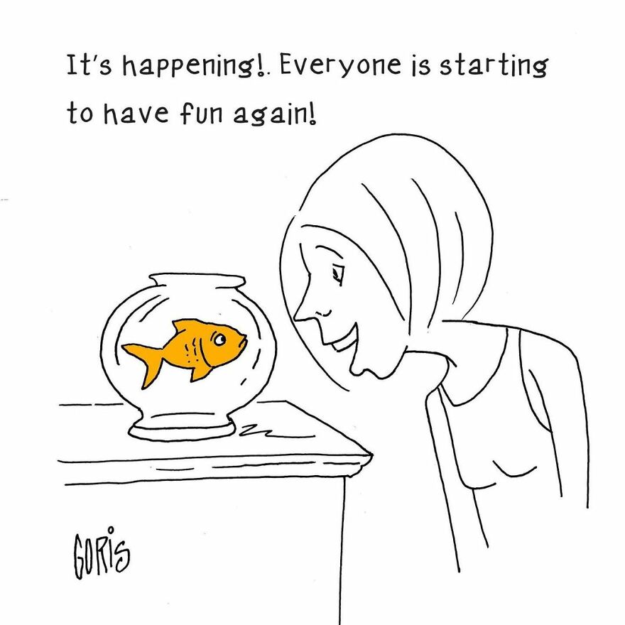 Artist Makes Random Comics About The Things That Happen Around Him