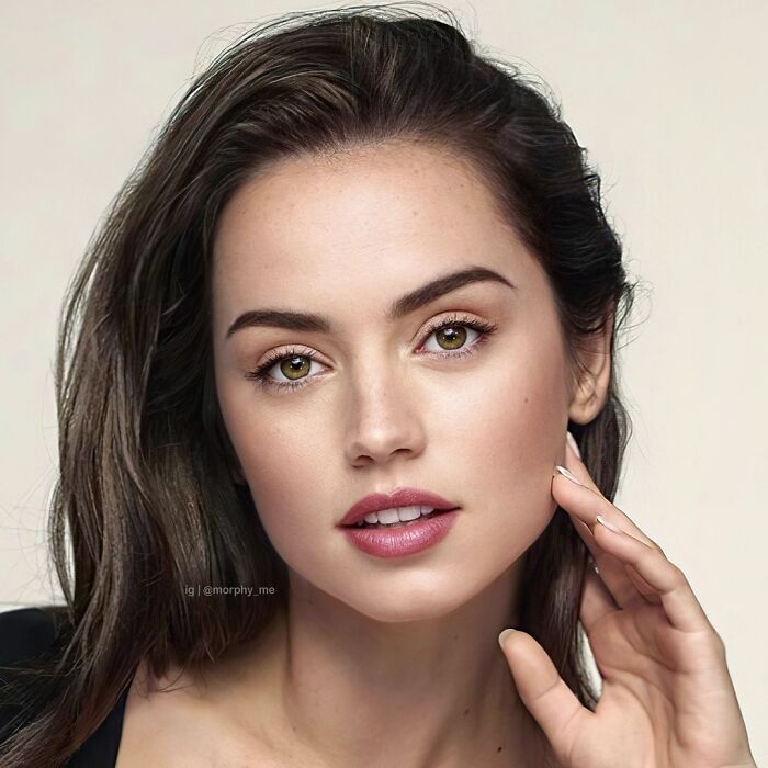 Daisy Ridley + Ana De Armas