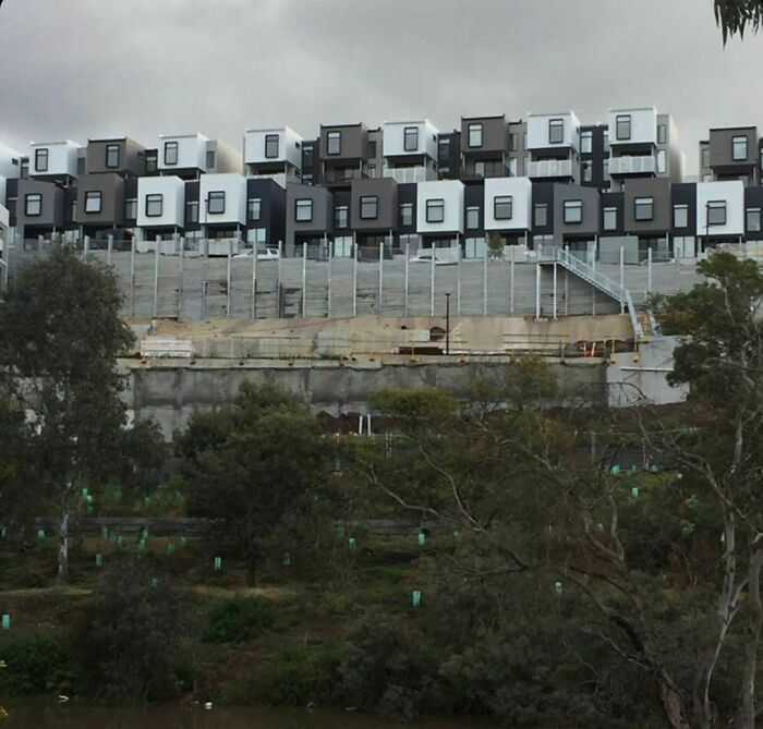 Las colinas tienen ojos