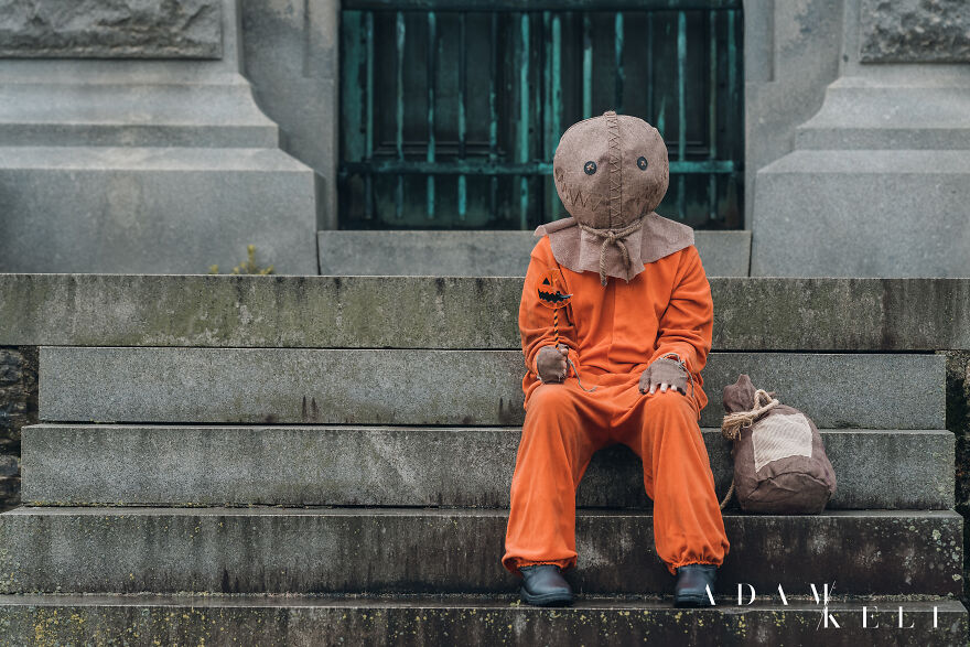 Fun Halloween Adventures With Michael Myers & Sam