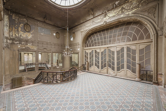 "What If We Disappeared: The World Without Us"