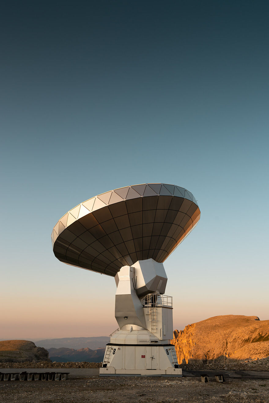 I Travel The World In Search Of The Most Beautiful Places In The World.