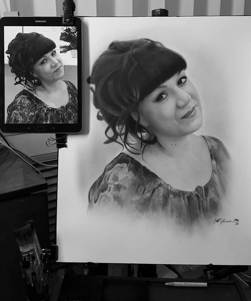 Russian Street Artist Draws Amazing Lifelike Portraits In Less Than An Hour(112 New Pics)