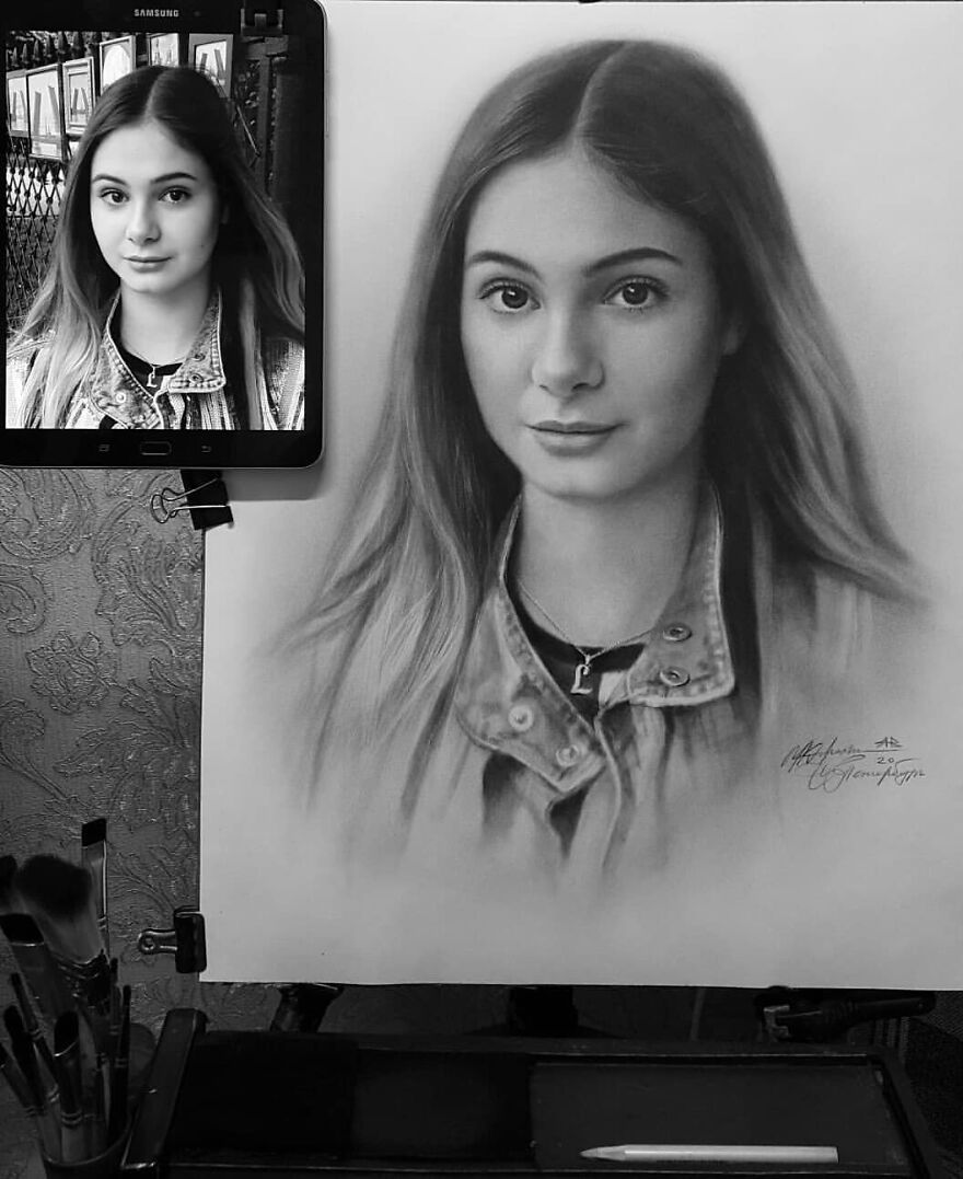 Russian Street Artist Draws Amazing Lifelike Portraits In Less Than An Hour(112 New Pics)