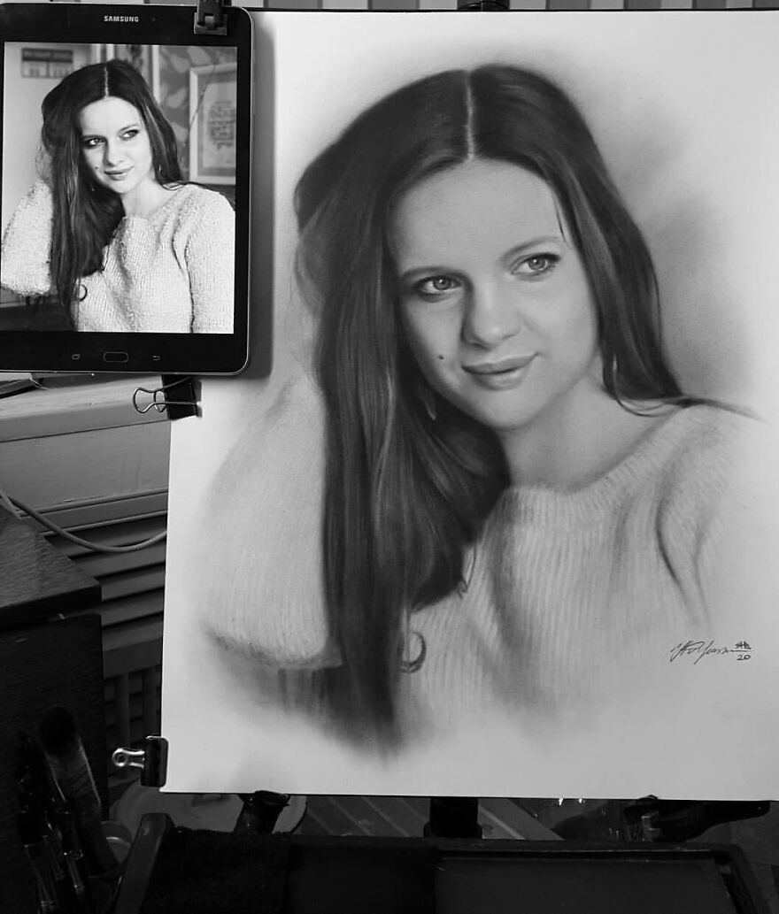 Russian Street Artist Draws Amazing Lifelike Portraits In Less Than An Hour(112 New Pics)