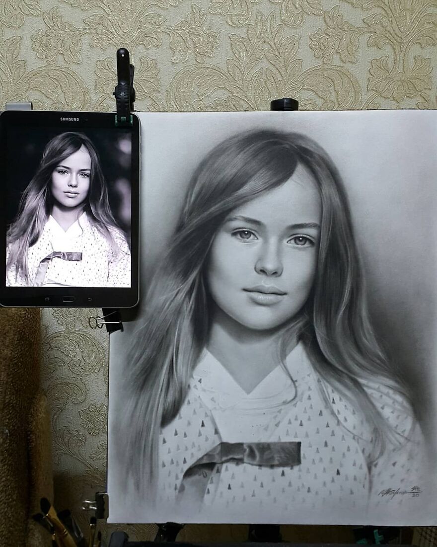 Russian Street Artist Draws Amazing Lifelike Portraits In Less Than An Hour(112 New Pics)