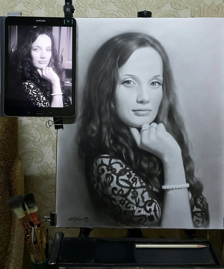 Russian Street Artist Draws Amazing Lifelike Portraits In Less Than An Hour(112 New Pics)